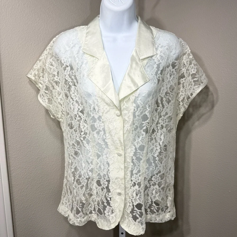 Victoria Secret Vintage Gold Label Lace‎ with Satin collar Top Size Medium